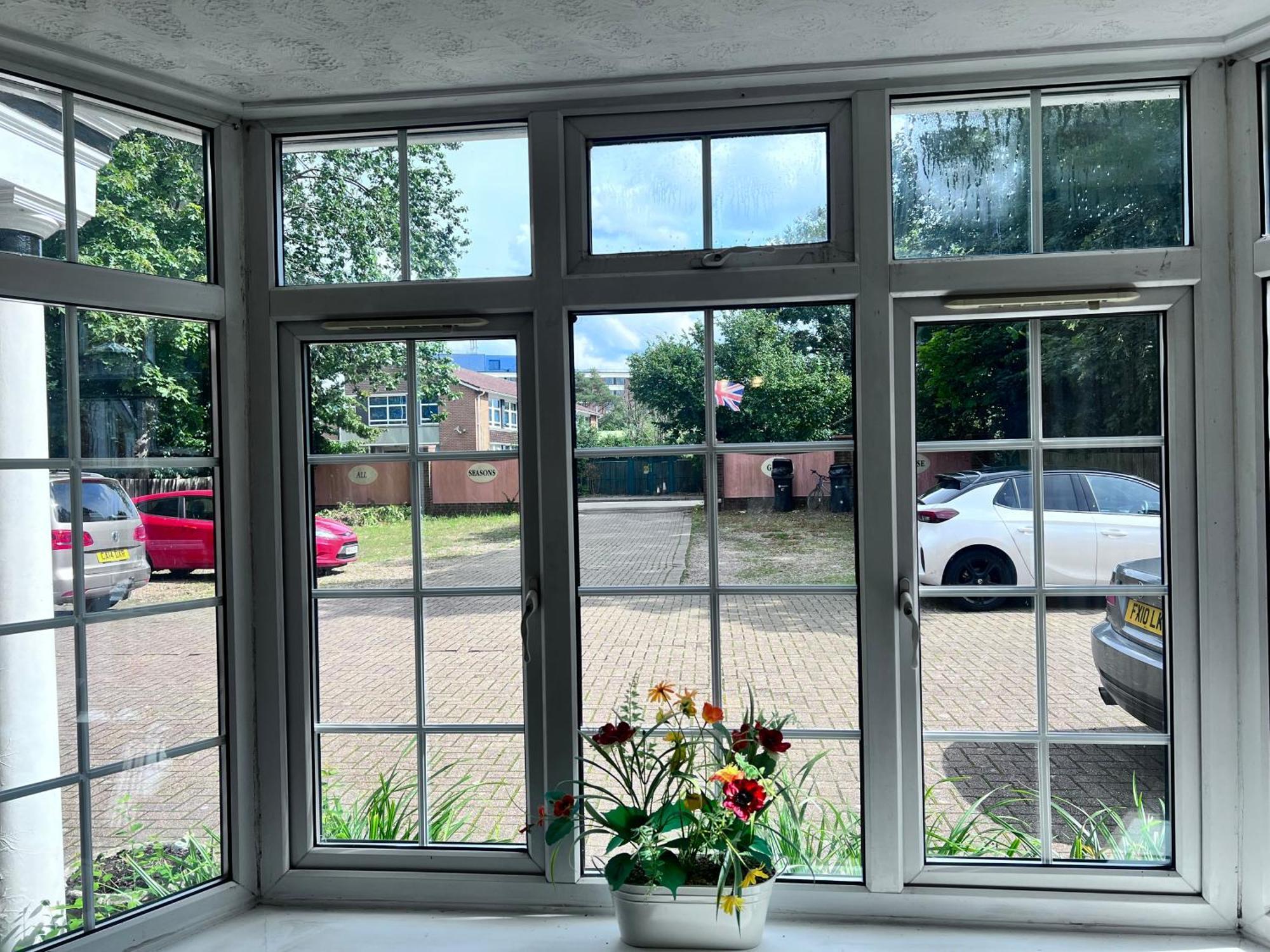 All Seasons Gatwick Guest House & Parking Horley Exterior foto