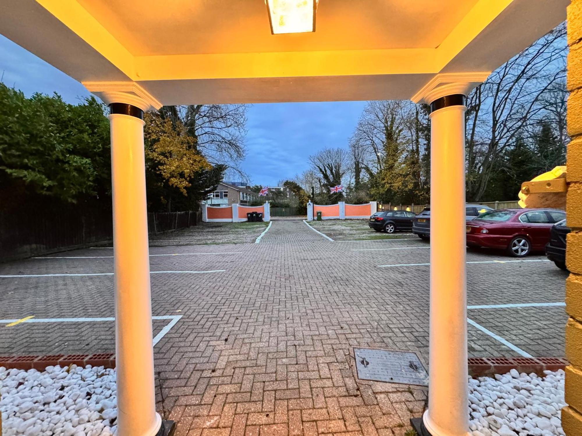 All Seasons Gatwick Guest House & Parking Horley Exterior foto